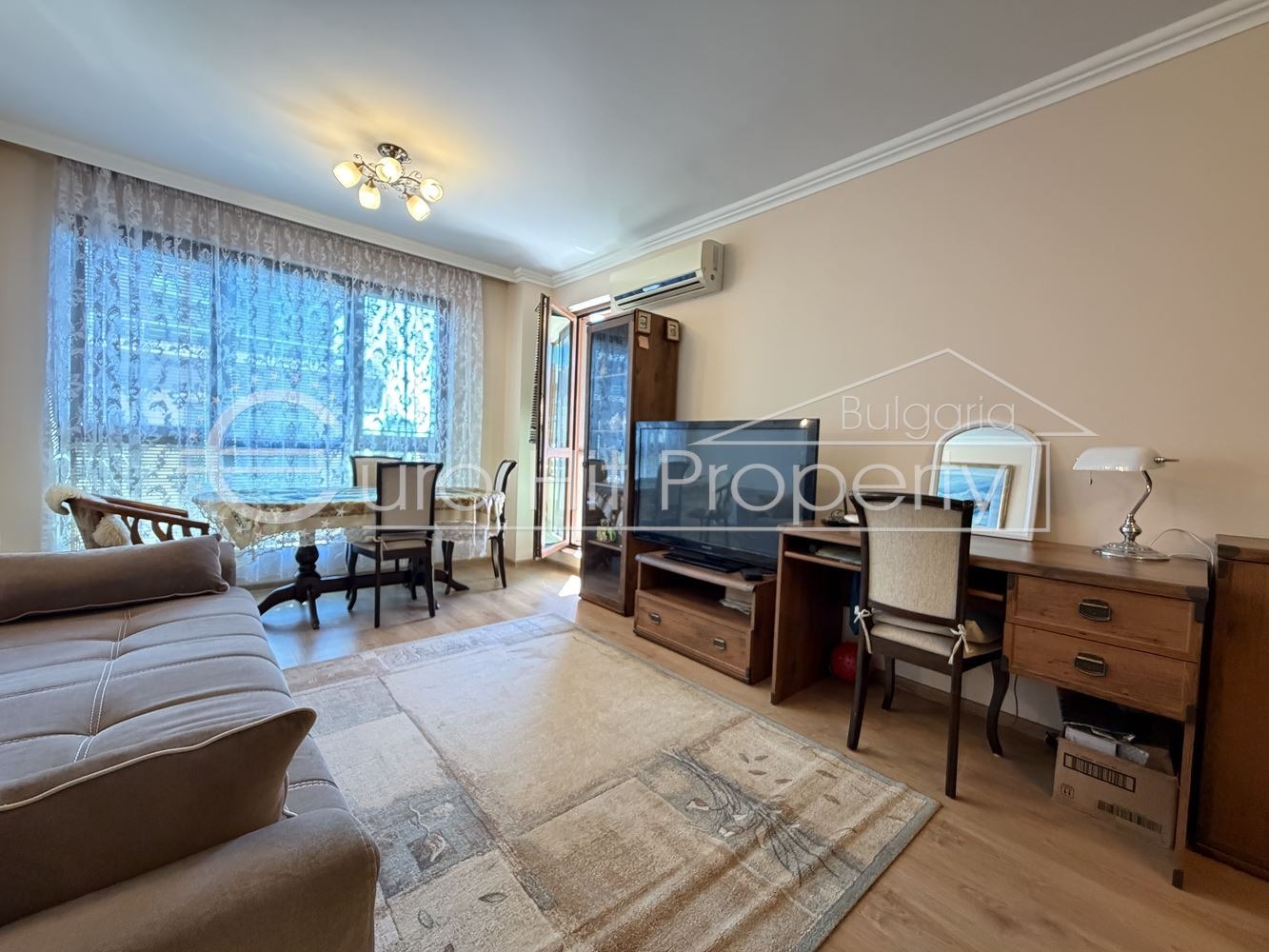 Продава 3-СТАЕН, гр. Бургас, Сарафово, снимка 2 - Апартаменти - 55099258