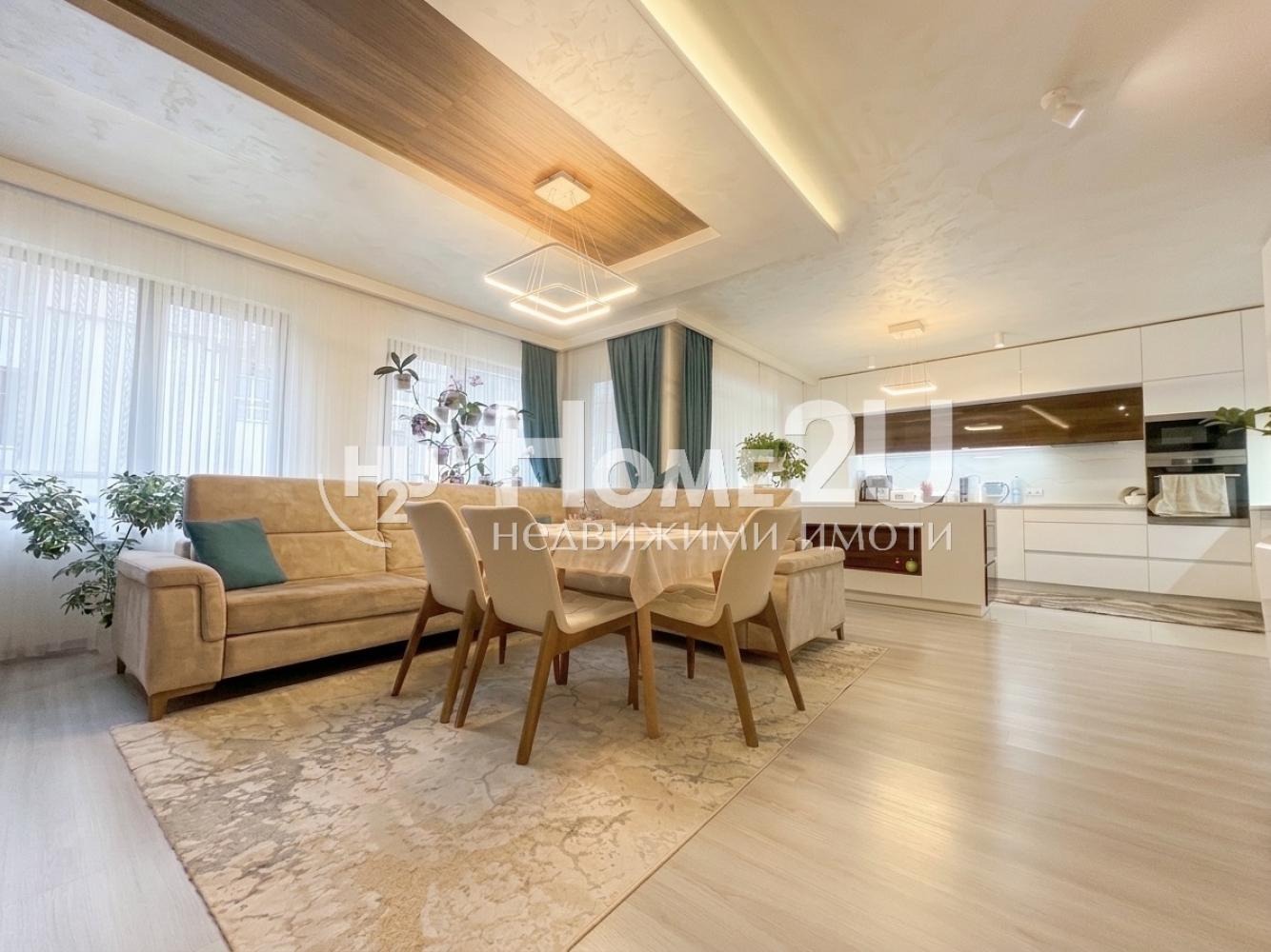 Продава 4-СТАЕН, гр. Пловдив, Кючук Париж