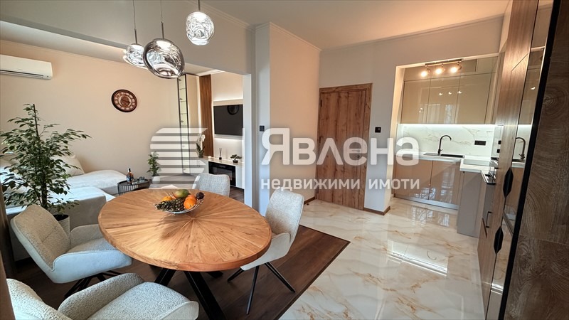 Продава 3-СТАЕН, гр. Варна, ВИНС-Червен площад, снимка 2 - Апартаменти - 54073466