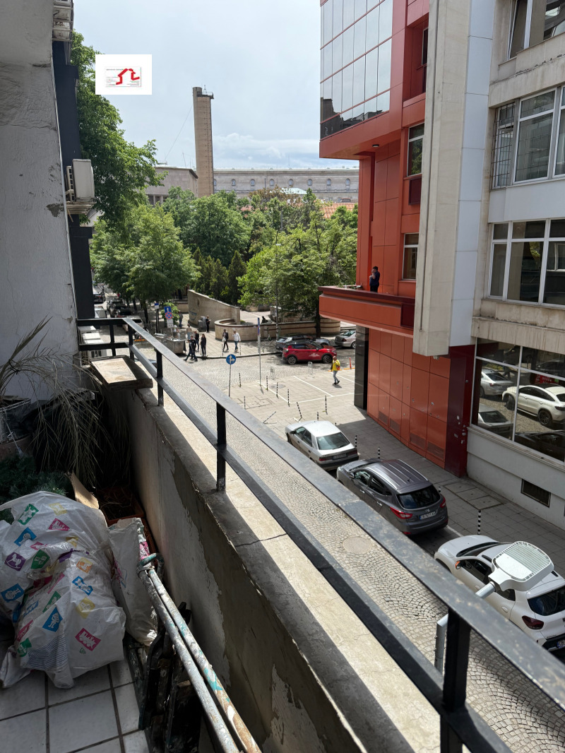 Eladó  3 hálószobás Sofia , Centar , 150 négyzetméter | 25275468