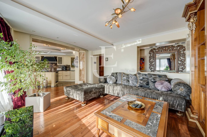 Продава  4-стаен град София , ж.гр.Южен парк , 275 кв.м | 18132385 - изображение [12]