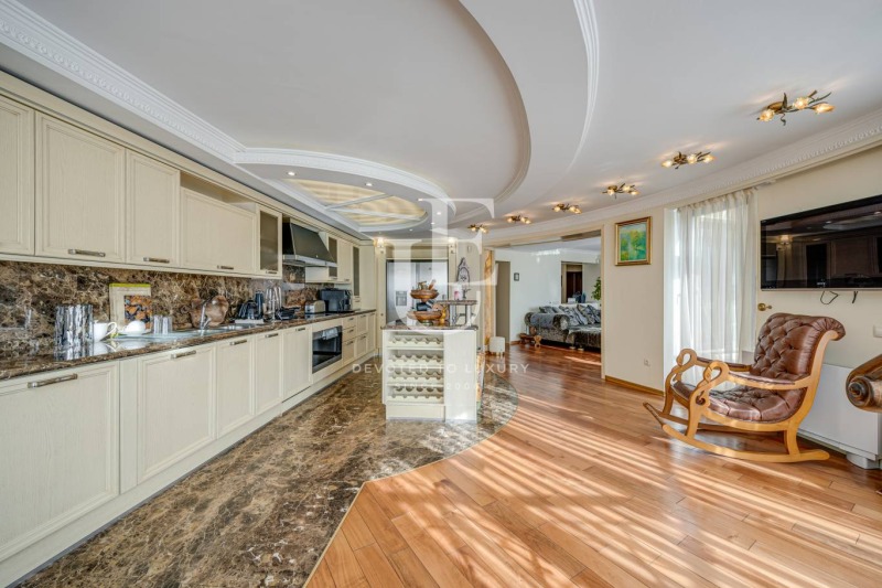 Продава  4-стаен град София , ж.гр.Южен парк , 275 кв.м | 18132385 - изображение [3]