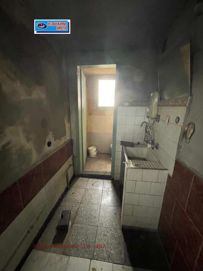 Продава ЕТАЖ ОТ КЪЩА, с. Първомайци, област Велико Търново, снимка 7 - Етаж от къща - 52520808