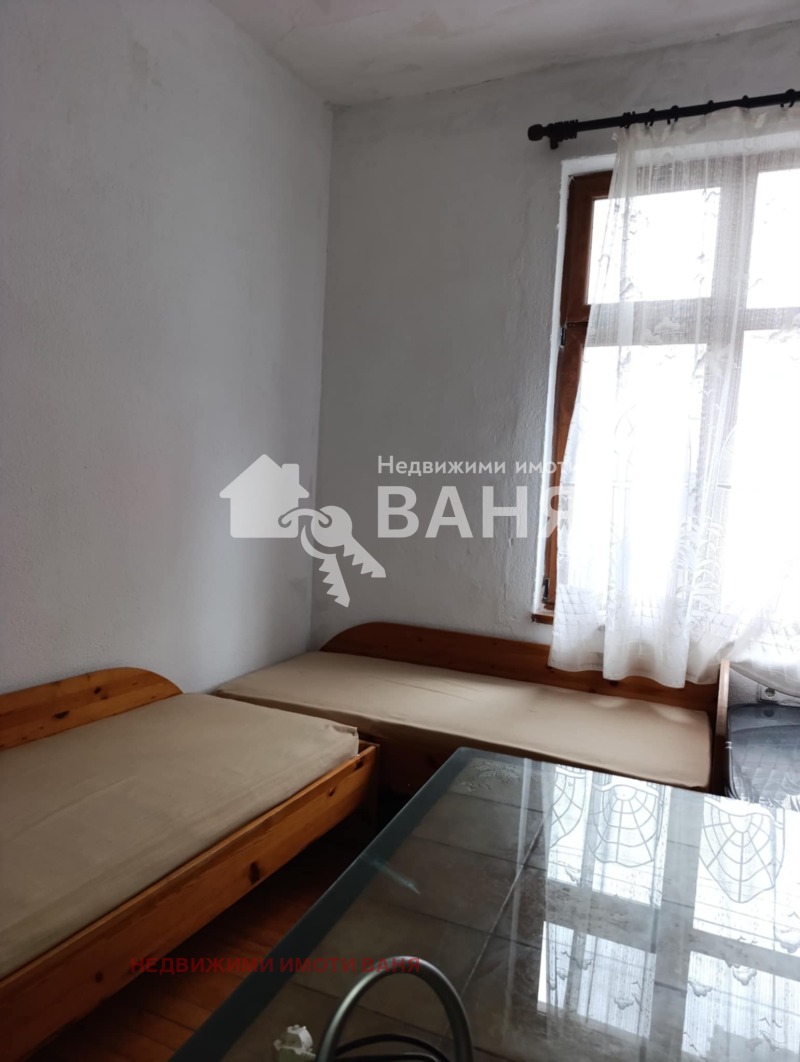 Продава КЪЩА, гр. Карлово, област Пловдив, снимка 8 - Къщи - 52406435