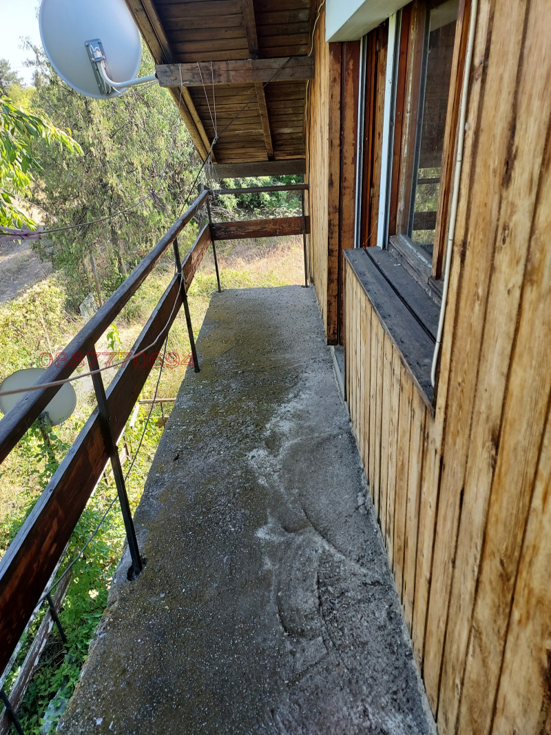 Продава ВИЛА, с. Търняне, област Видин, снимка 4 - Вили - 53260908