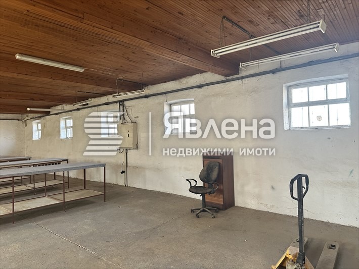 Продава ПРОМ. ПОМЕЩЕНИЕ, с. Белащица, област Пловдив, снимка 5 - Производствени сгради - 55548414