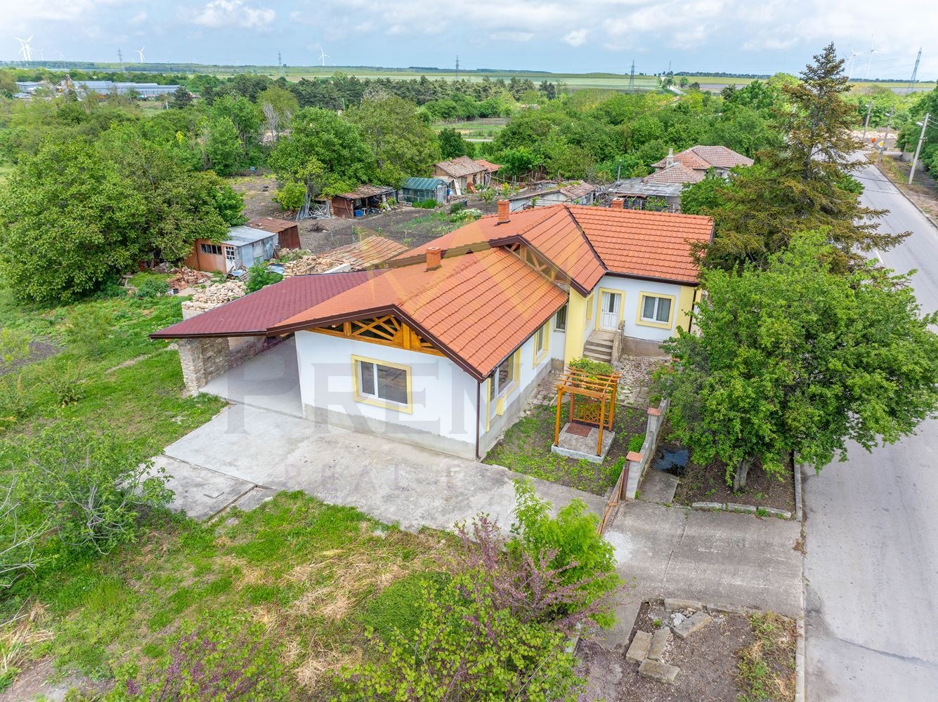 Продава КЪЩА, с. Хаджи Димитър, област Добрич, снимка 12 - Къщи - 54680461
