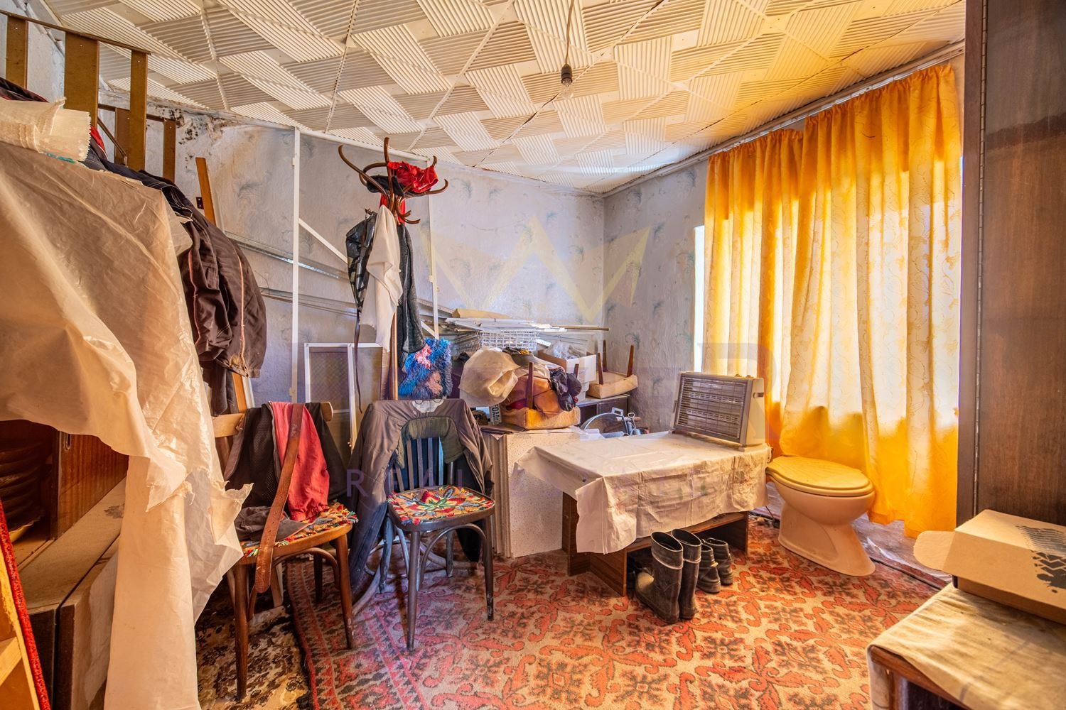 Продава КЪЩА, с. Хаджи Димитър, област Добрич, снимка 9 - Къщи - 54680461