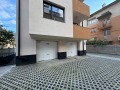 Продава ГАРАЖ, ПАРКОМЯСТО, град Търговище, Вароша • 50300 лв. • 10111037 — Holmes.bg