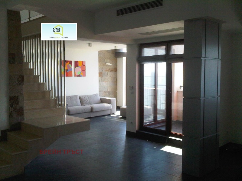 Продава МЕЗОНЕТ в област Бургас, гр. Ахелой - 260 кв.м / 330 000 € » 645 423.90 лв., БРЕЙН ТРЪСТ