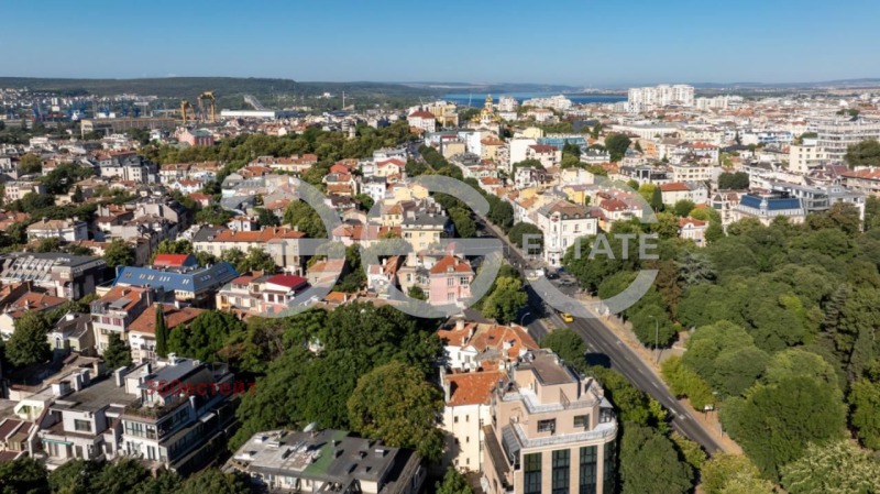 Продава 3-СТАЕН, гр. Варна, Център, снимка 2 - Апартаменти - 52414998