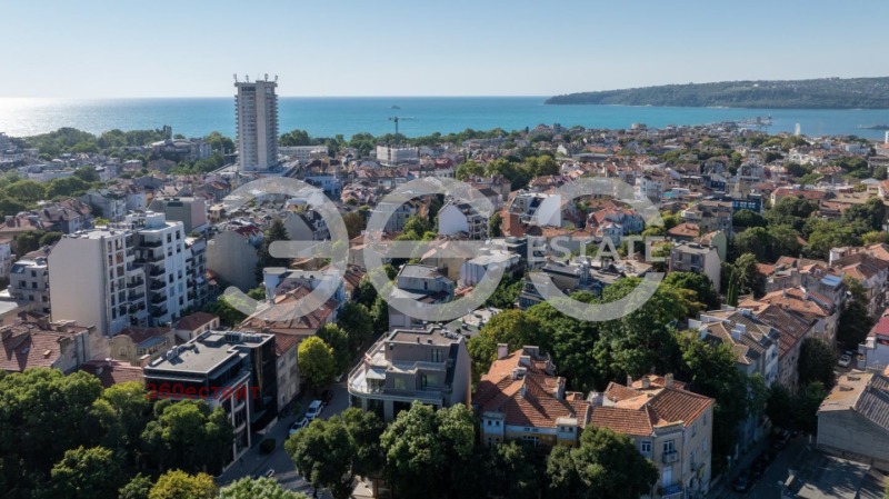 Продава 3-СТАЕН, град Варна, Център • 299000 € / 584793.17 лв. • 67985307 1