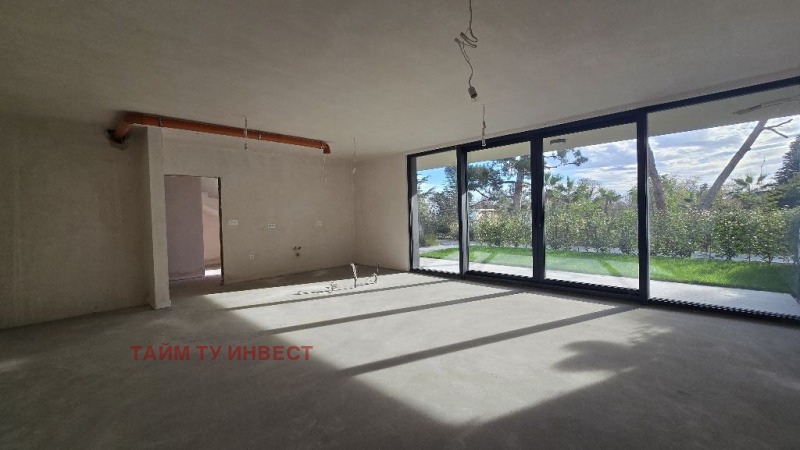 Продава 4-СТАЕН, гр. Варна, к.к. Св.Св. Константин и Елена, снимка 11 - Апартаменти - 52546096