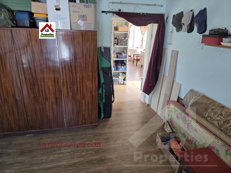 Продава КЪЩА, гр. Генерал Тошево, област Добрич, снимка 4 - Къщи - 53231141