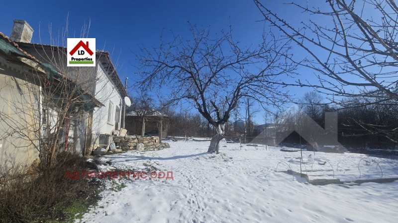 Продава КЪЩА, гр. Генерал Тошево, област Добрич, снимка 10 - Къщи - 53231141