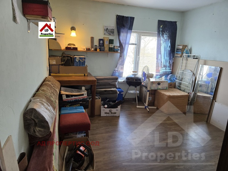 Продава КЪЩА, гр. Генерал Тошево, област Добрич, снимка 3 - Къщи - 53231141