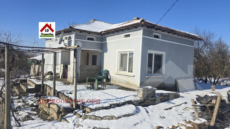 Продава КЪЩА, гр. Генерал Тошево, област Добрич, снимка 11 - Къщи - 53231141