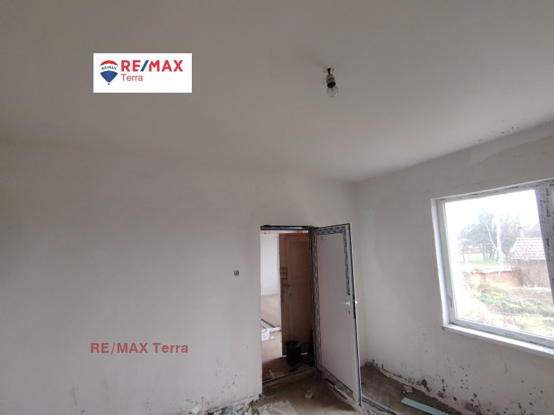 Продава КЪЩА, с. Обнова, област Плевен, снимка 9 - Къщи - 53288589