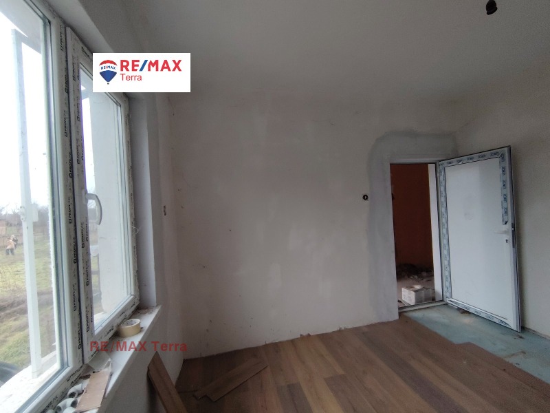 Продава КЪЩА, с. Обнова, област Плевен, снимка 11 - Къщи - 53288589