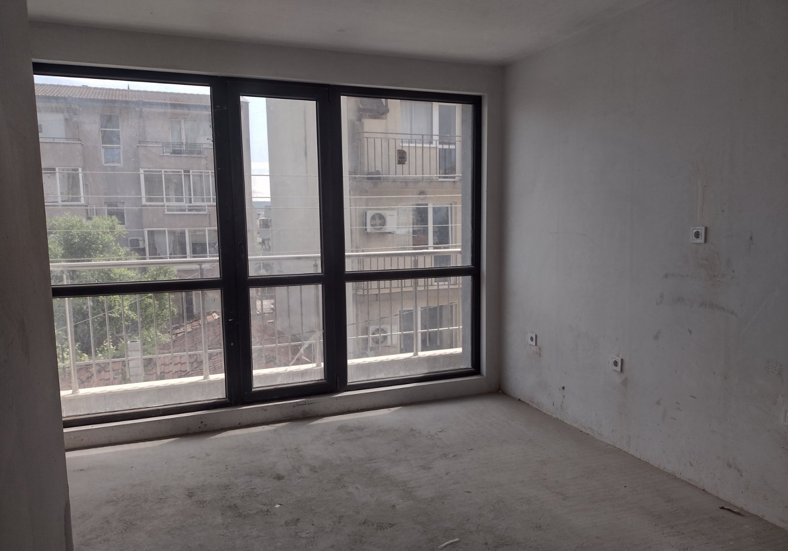 Продава 2-СТАЕН, гр. Варна, Колхозен пазар, снимка 2 - Апартаменти - 54050538