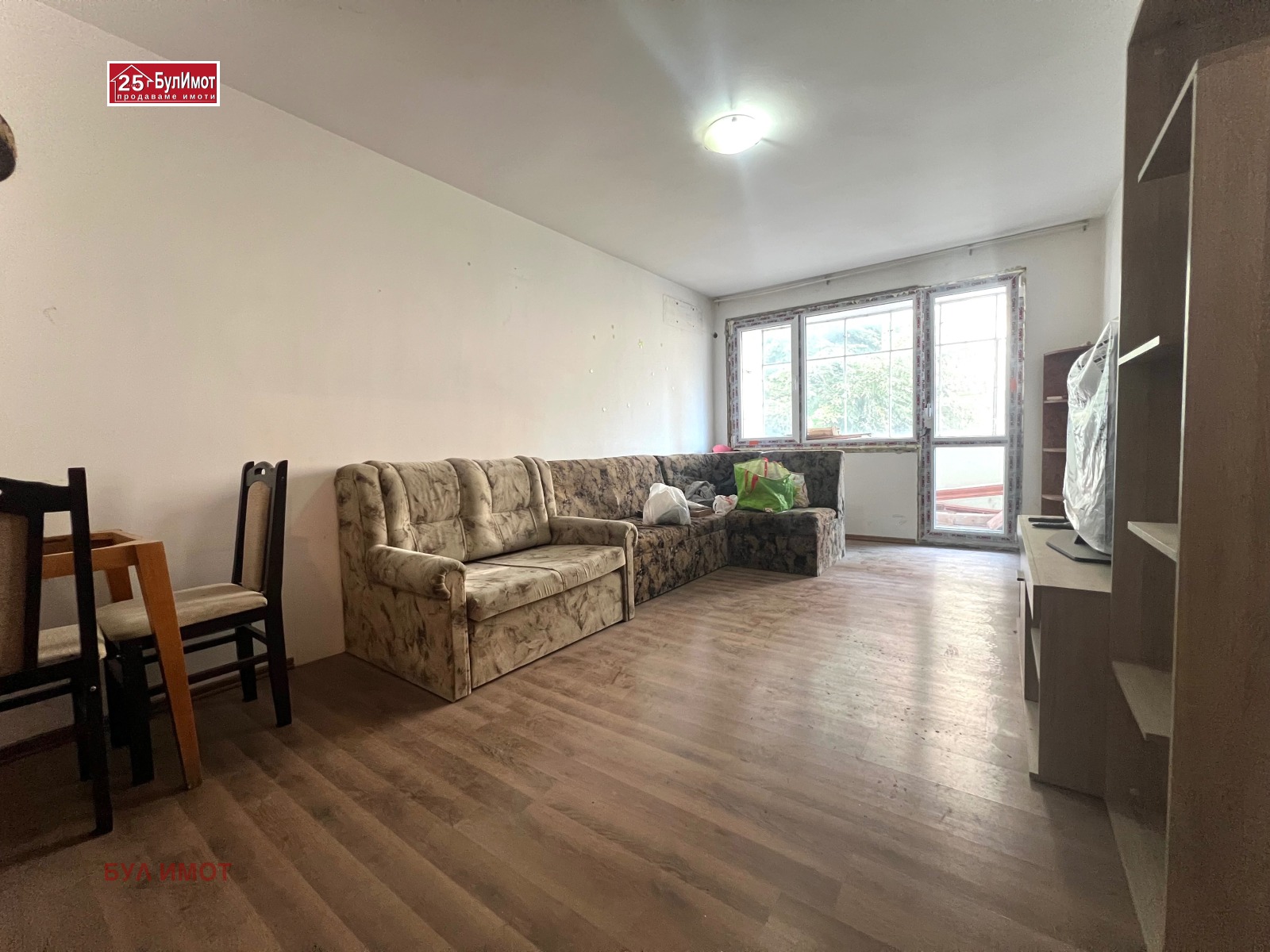 Продава 3-СТАЕН, гр. Варна, Лятно кино Тракия, снимка 2 - Апартаменти - 55001877