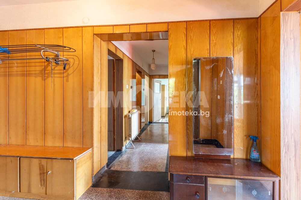 Продава МНОГОСТАЕН, гр. Аксаково, област Варна, снимка 11 - Апартаменти - 54944826