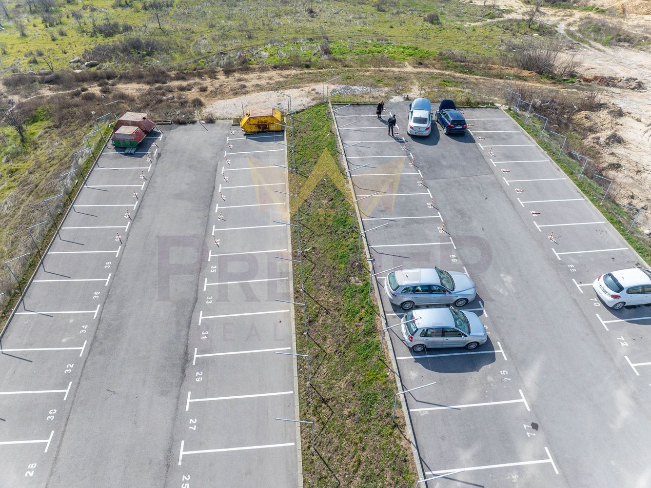 Продава ГАРАЖ, ПАРКОМЯСТО, гр. Варна, Владислав Варненчик 2, снимка 4 - Гаражи и паркоместа - 53730927