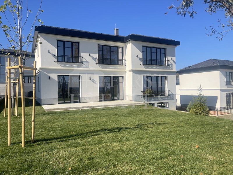 Продава КЪЩА в град София, Симеоново - 497 кв.м / 1 500 000 € » 2 933 745.00 лв., КЕЛЪР УИЛЯМС ЦЕНТЪР