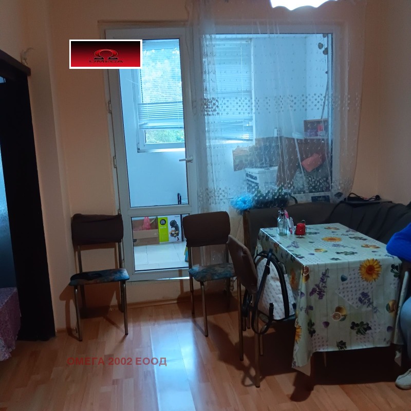 Myytävänä  Studio Ruse , Vazraždane , 41 neliömetriä | 87943178