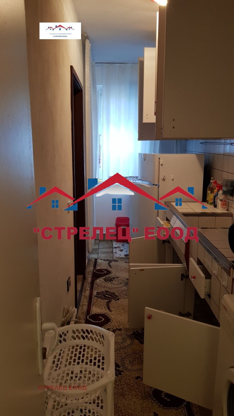 Продава  3-стаен град Добрич , Център , 101 кв.м | 78538519 - изображение [2]