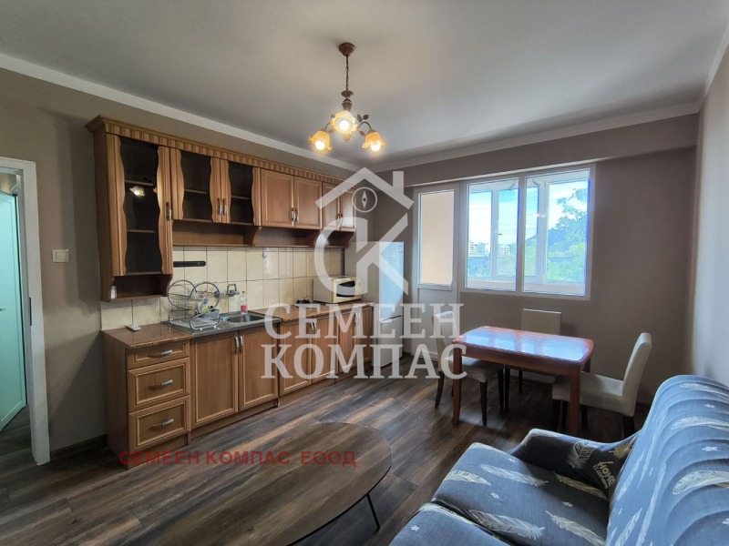 Продава 3-СТАЕН, гр. Пловдив, Христо Смирненски