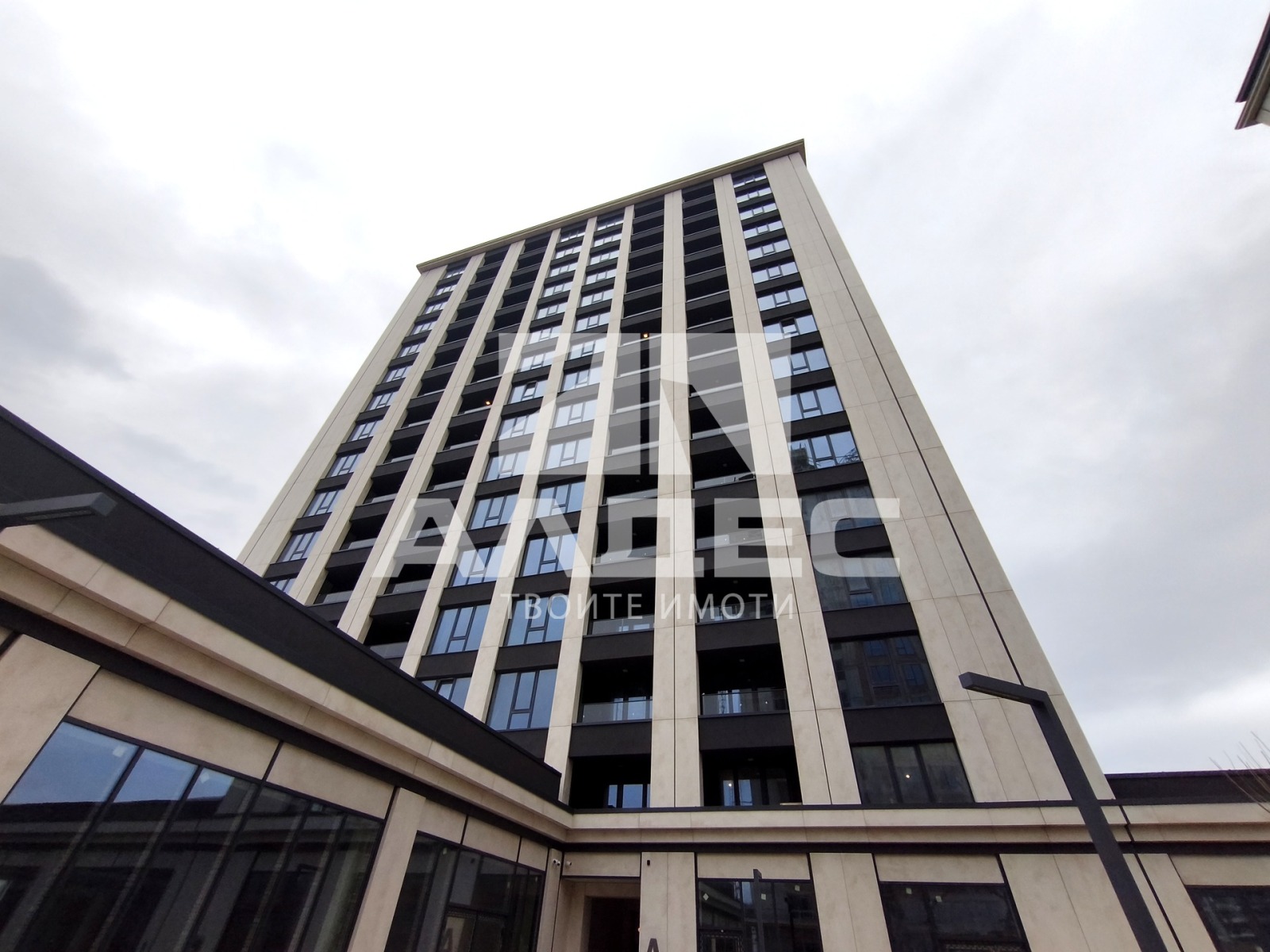 Продава 2-СТАЕН, гр. София, Банишора, снимка 2 - Апартаменти - 46966690