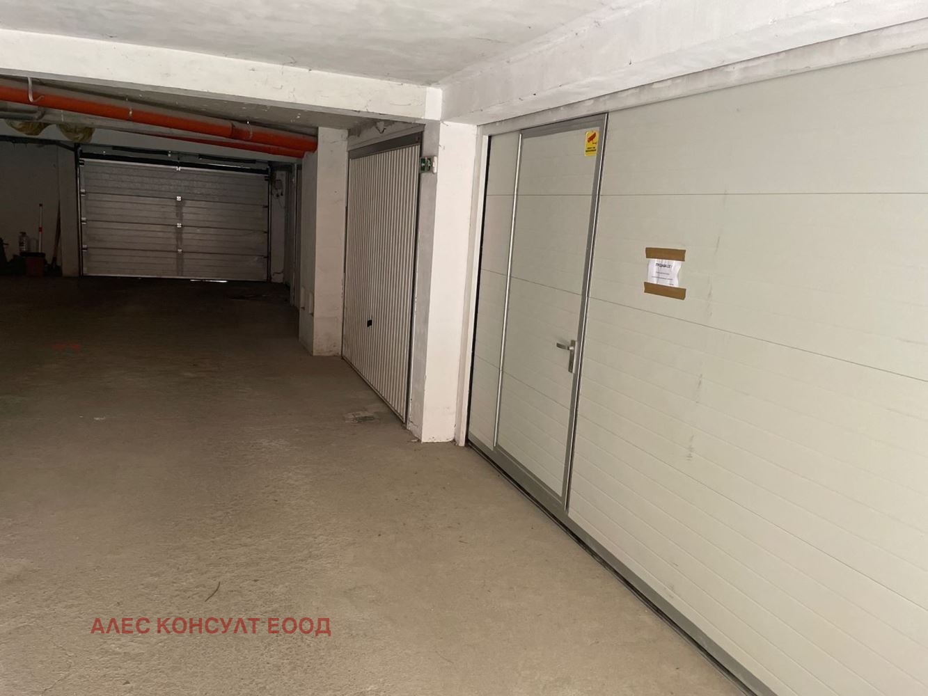 Продава ГАРАЖ, ПАРКОМЯСТО, гр. София, Овча купел, снимка 2 - Гаражи и паркоместа - 55047300