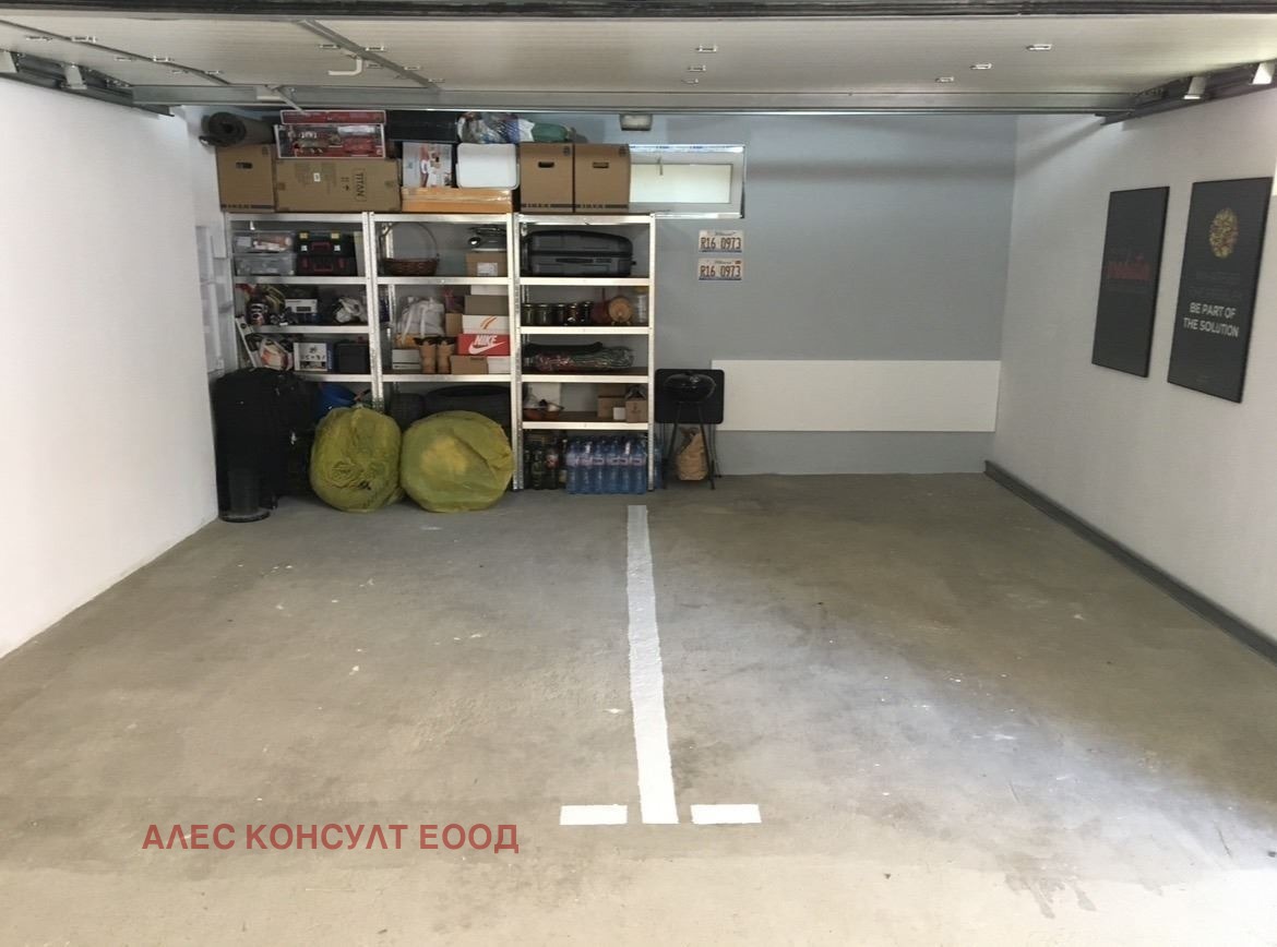 Продава ГАРАЖ, ПАРКОМЯСТО, гр. София, Овча купел, снимка 3 - Гаражи и паркоместа - 55047300