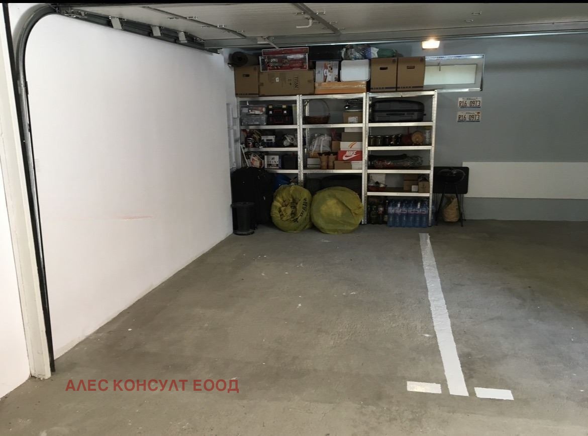 Продава ГАРАЖ, ПАРКОМЯСТО, гр. София, Овча купел, снимка 4 - Гаражи и паркоместа - 55047300