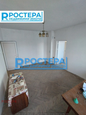 1 chambre Tsentar, Targovichte 4