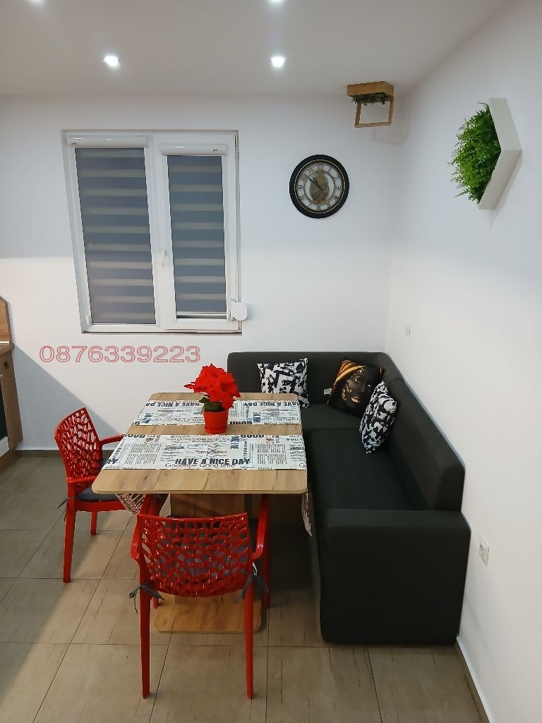 Продава 3-СТАЕН, гр. Велико Търново, Колю Фичето, снимка 2 - Апартаменти - 53008628