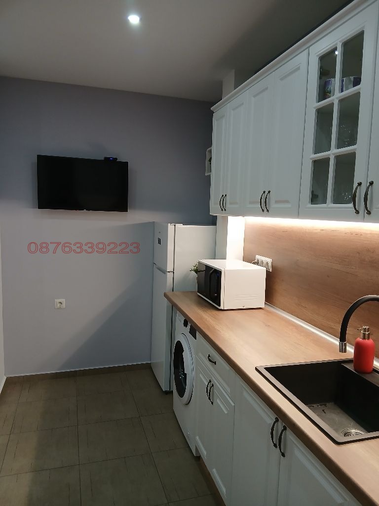 Продава 3-СТАЕН, гр. Велико Търново, Колю Фичето, снимка 2 - Апартаменти - 53151250