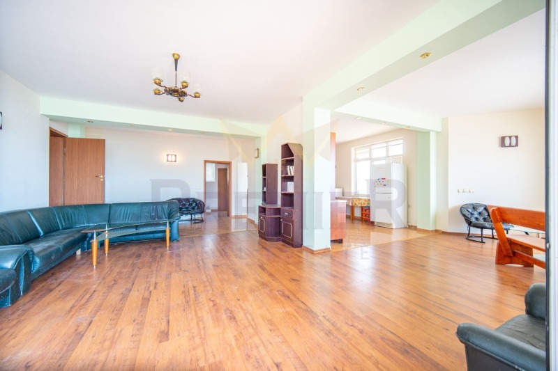 For Sale  House region Dobrich , Rogachevo , 503 sq.m | 19945400