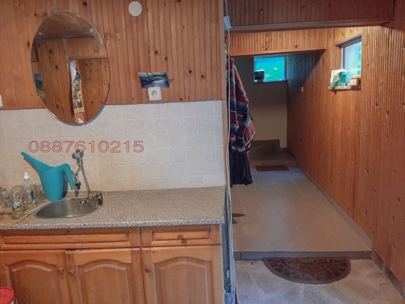 Продава  Къща област Ловеч , с. Рибарица , 170 кв.м | 61671022 - изображение [4]