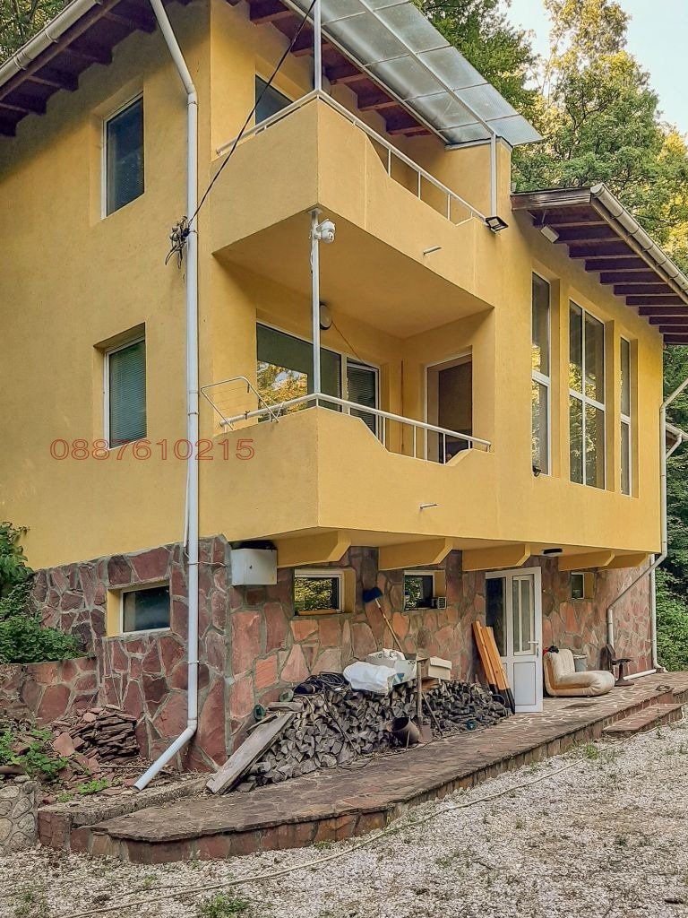 Продава  Къща област Ловеч , с. Рибарица , 170 кв.м | 61671022