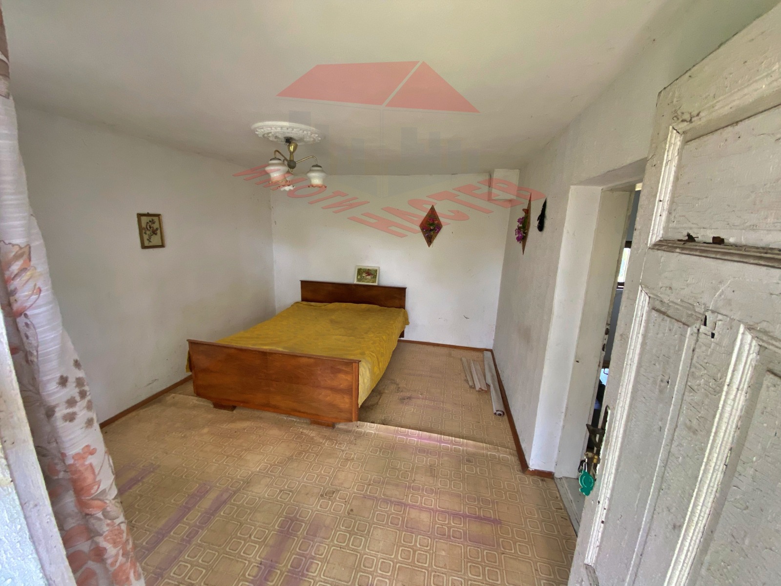 Продава КЪЩА, гр. Шумен, Макак, снимка 5 - Къщи - 54354141