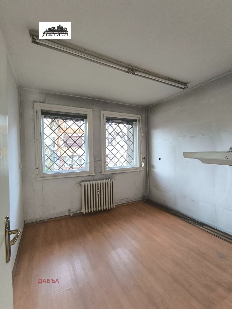 Продава 2-СТАЕН, гр. София, Яворов, снимка 2 - Апартаменти - 53111354