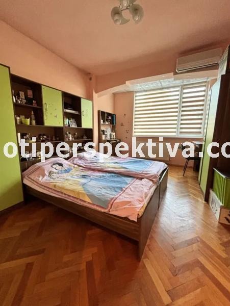 De vânzare  2 dormitoare Plovdiv , Țentâr , 75 mp | 80408457 - imagine [2]