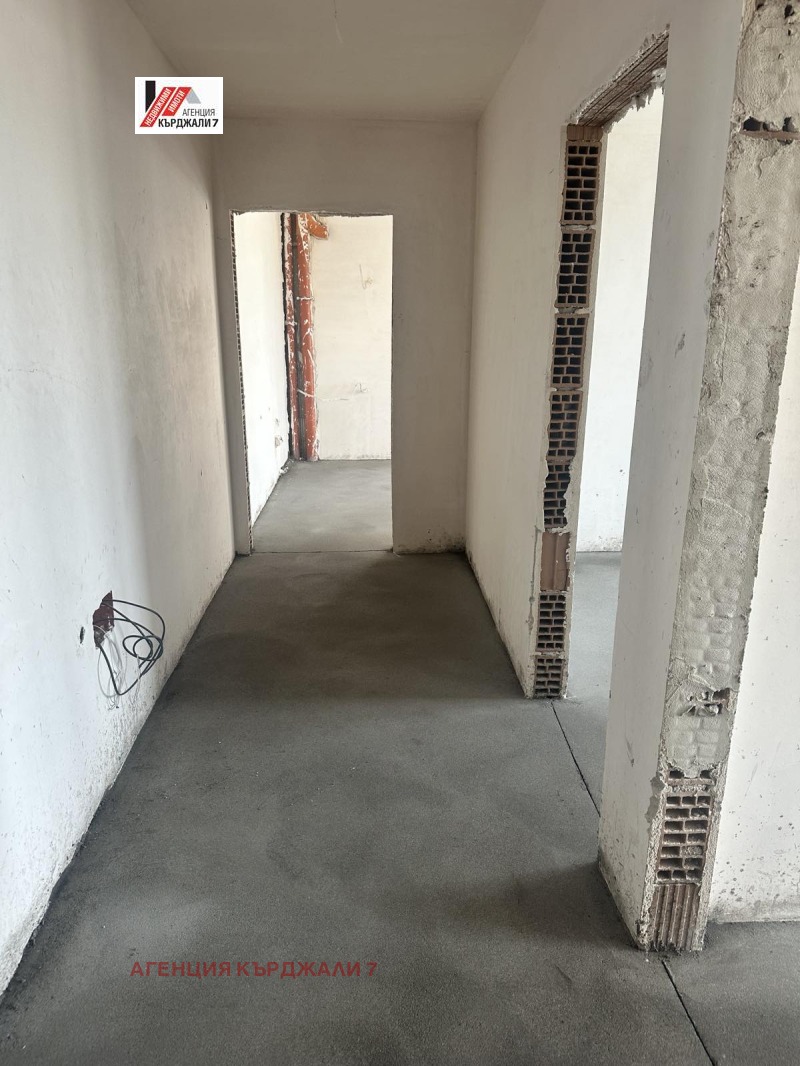 Продава  3-стаен град Кърджали , Възрожденци , 97 кв.м | 30801146 - изображение [4]