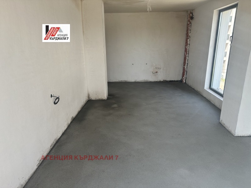 Продава  3-стаен град Кърджали , Възрожденци , 97 кв.м | 30801146 - изображение [10]