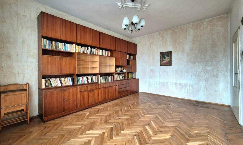 Продава 4-СТАЕН, гр. Русе, Център