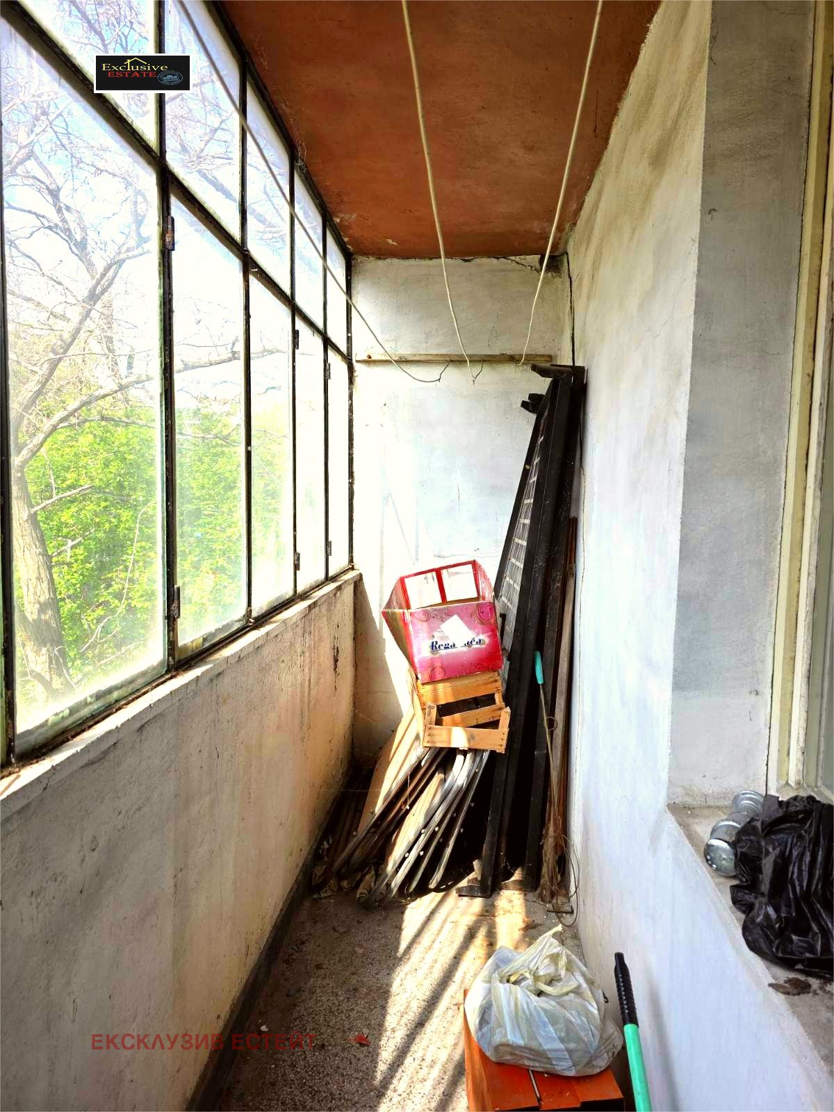 Продава 4-СТАЕН, гр. Варна, Лятно кино Тракия, снимка 2 - Апартаменти - 54692920