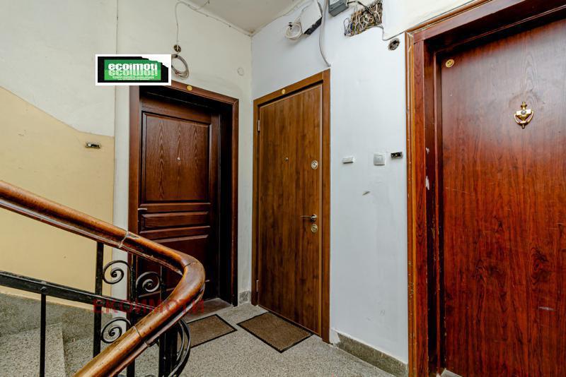 Продава 2-СТАЕН, гр. София, Център, снимка 14 - Апартаменти - 55041484