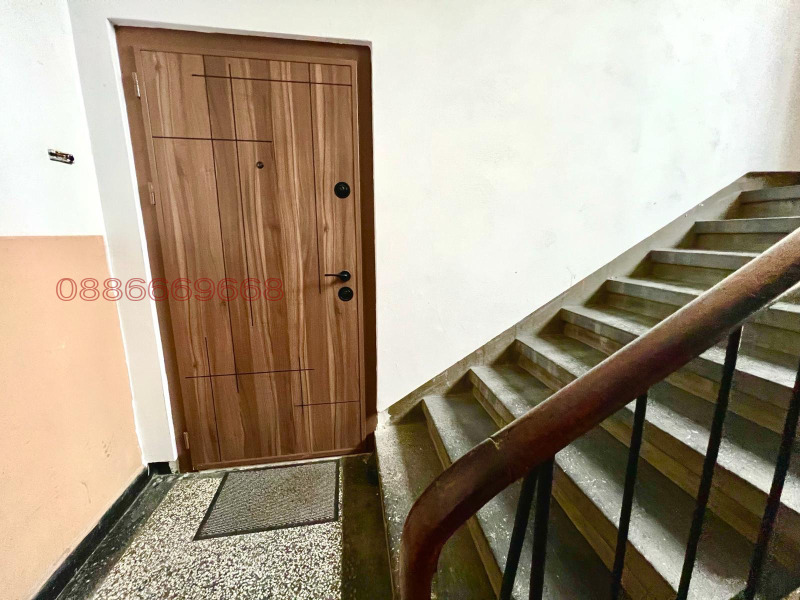 Продава 3-СТАЕН, гр. Бургас, Лазур, снимка 2 - Апартаменти - 52786251